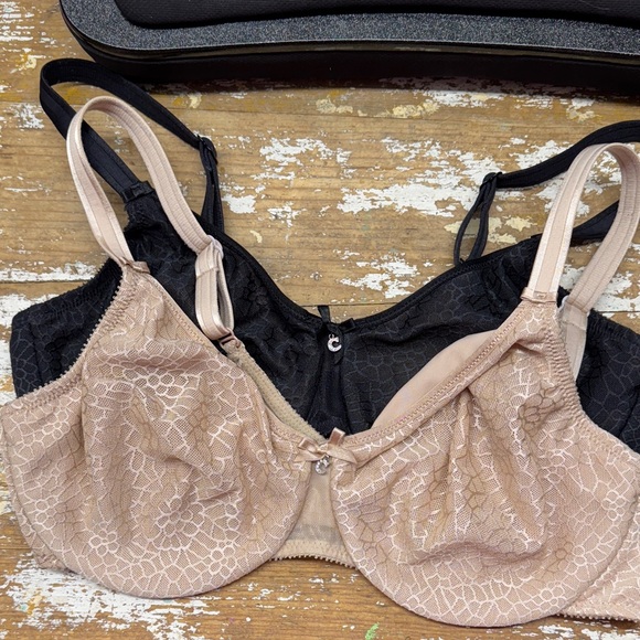 Chantelle Other - Chantelle Underwire Bras. 36C